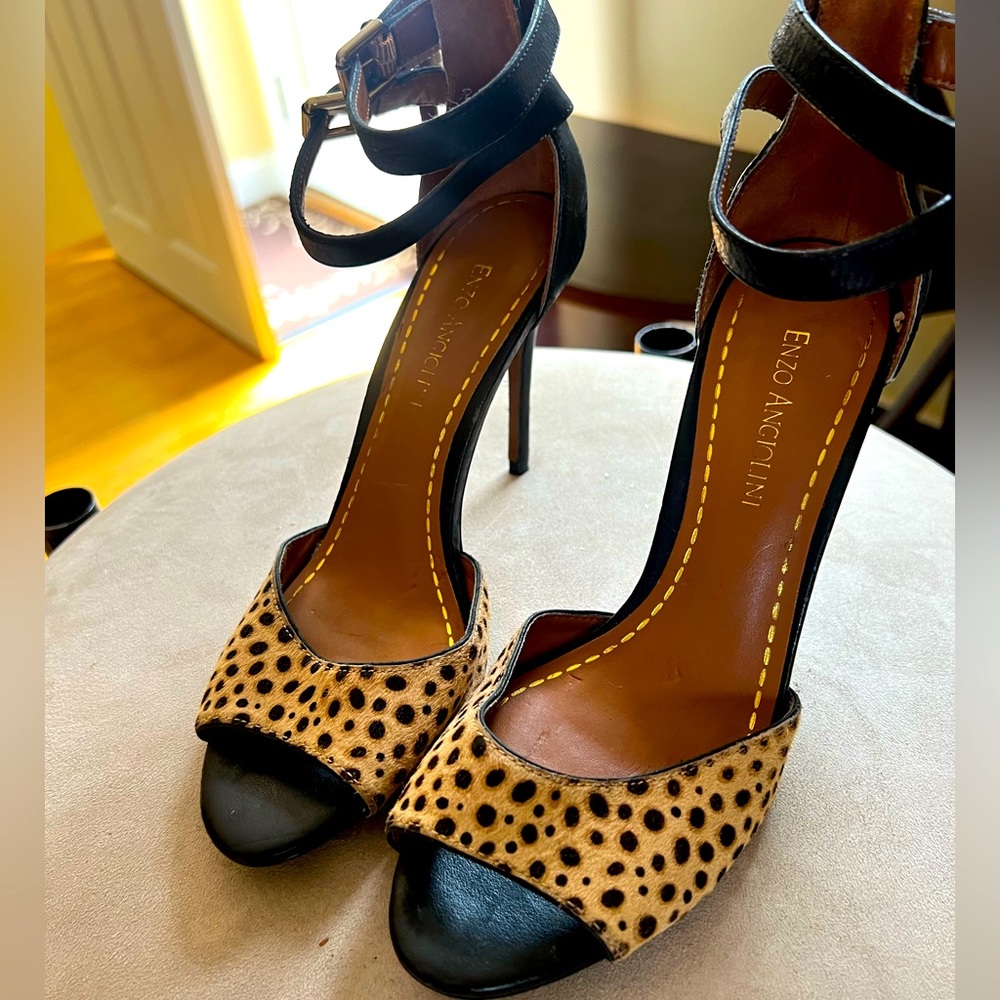 Enzo Angiolini Heels Sz 7 Animal Print
